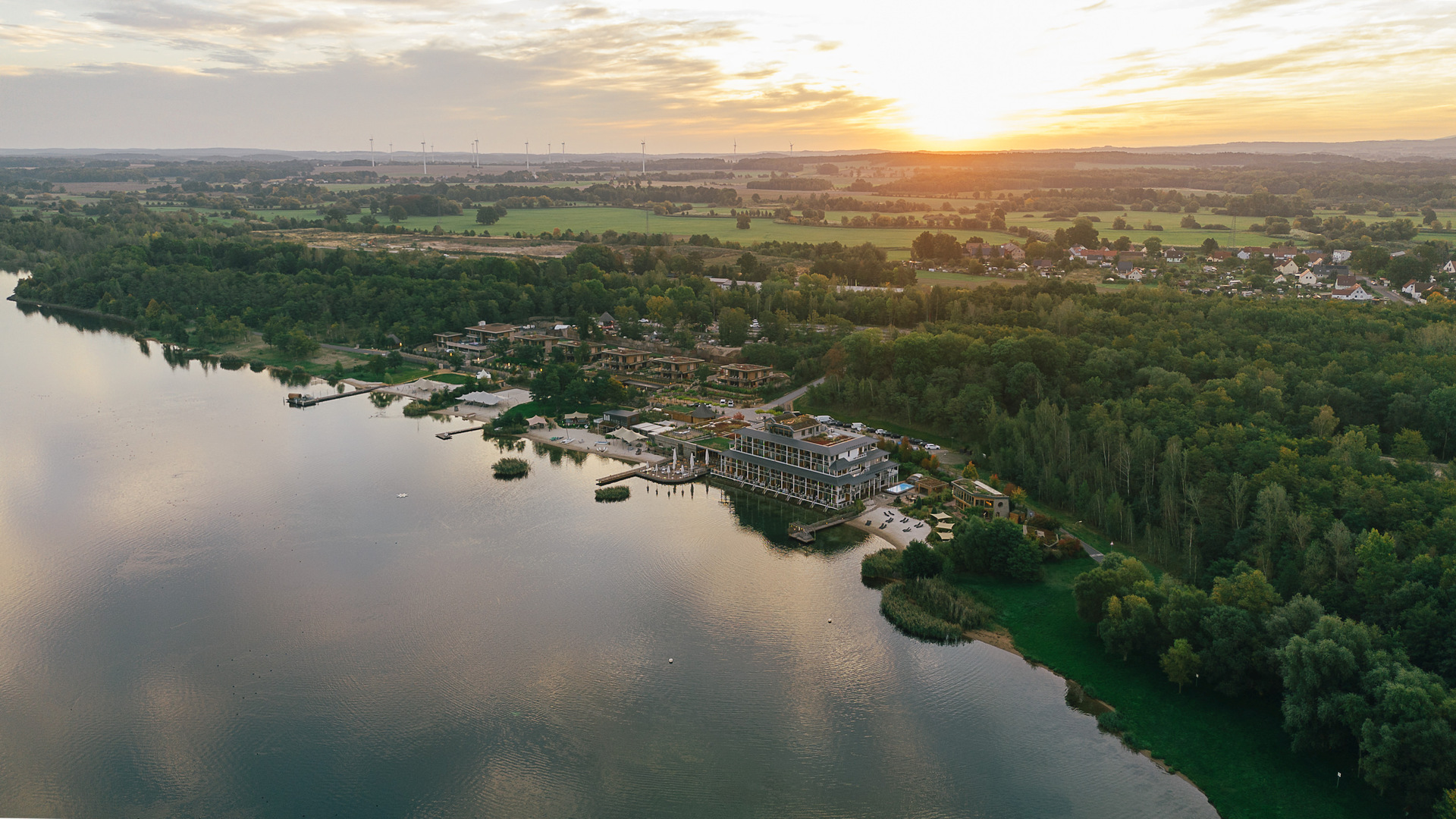 Insel der Sinne – Naturhotel & See-Chalets
